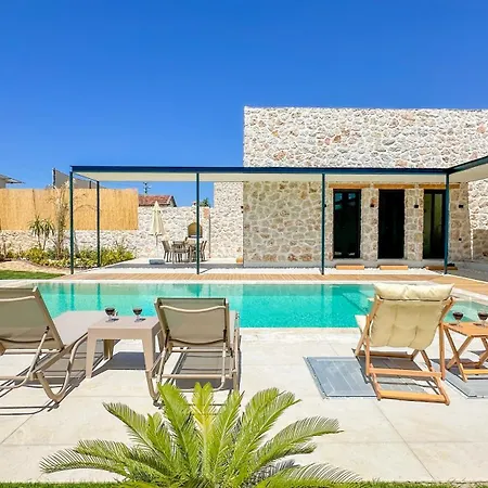 Βίλα Inn Villas *