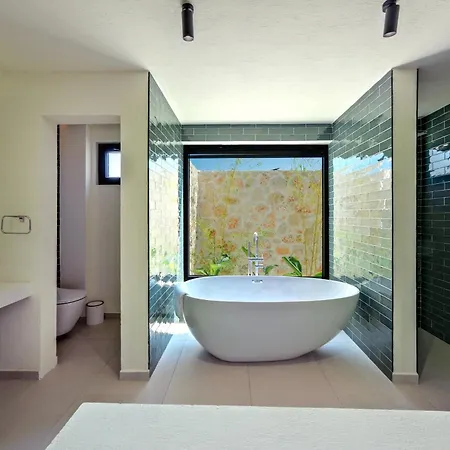 Inn Villas Βίλα Φετιγιέ